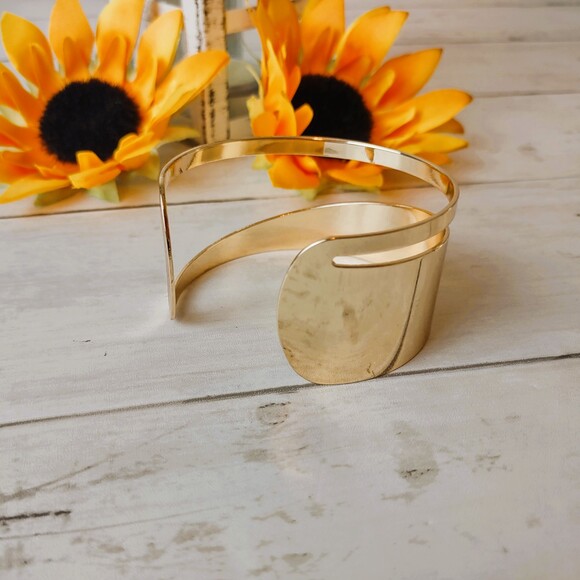 (2) Asymmetrical Gold Tone Cuff Bracelets-Hammered Look, Chic, Elegant - Picture 8 of 13